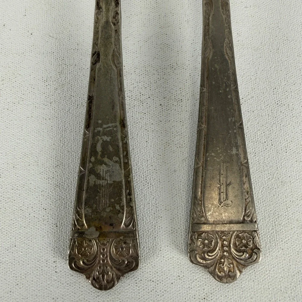 2 DINNER FORKS MONROE SILVER CO. THREE PATTERN SILVERPLATE  7 1/4
